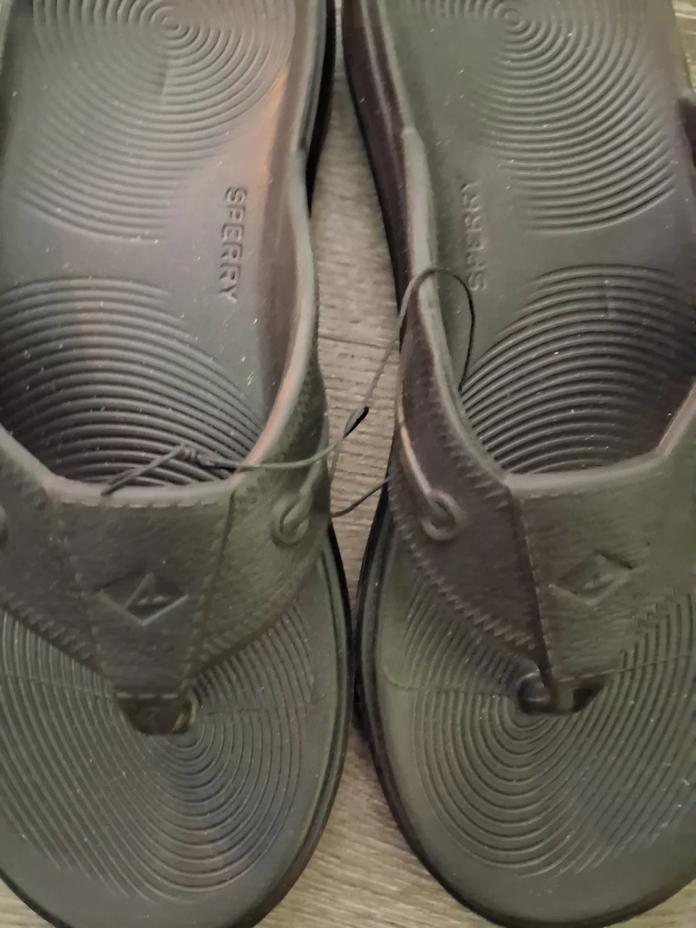 Men's Black Flip-Flop Sandals -Sperry Brand,  Casual Comfort